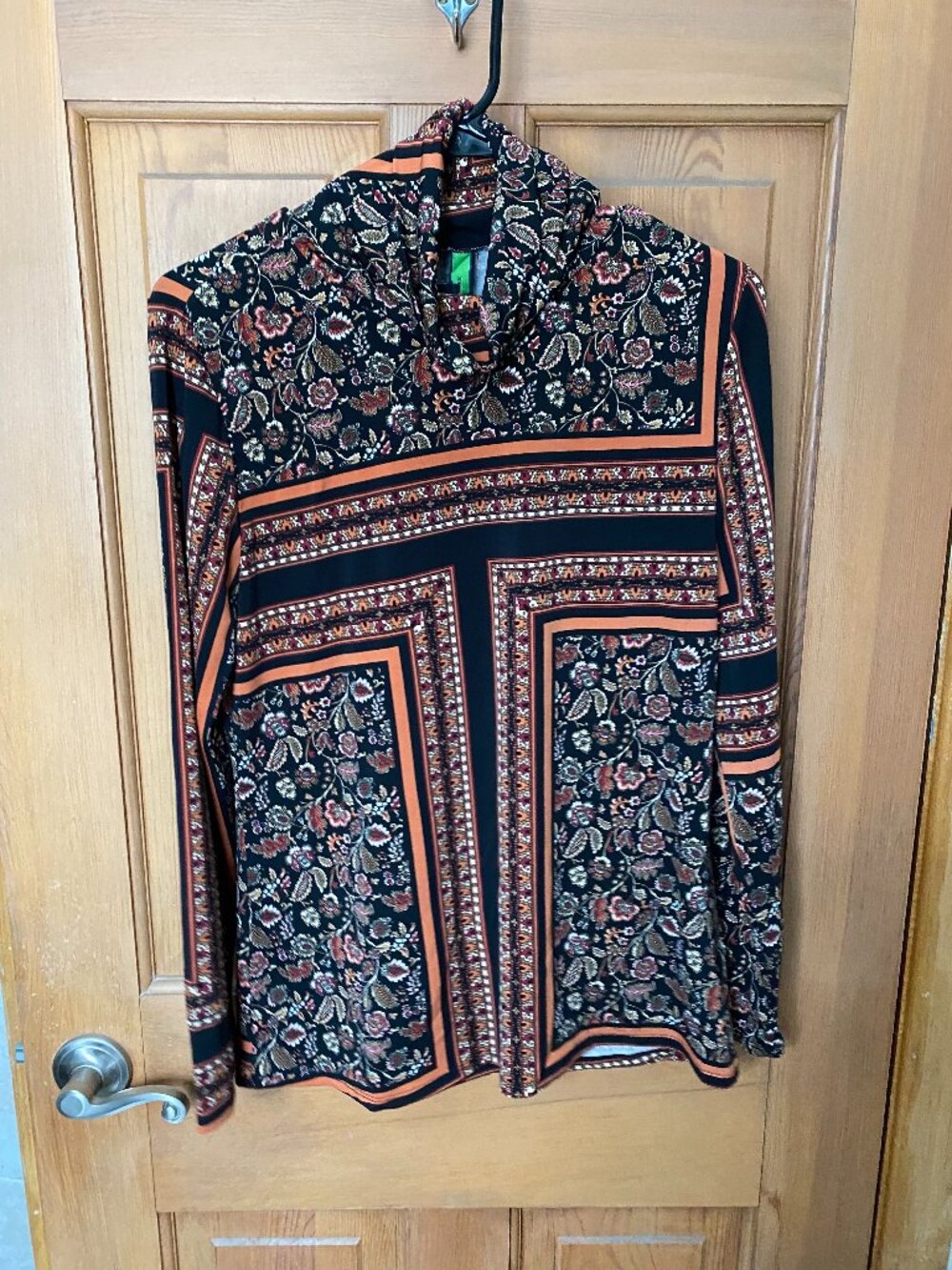 C. Wonder Floral Geometric Knit Blouse M Turtleneck Long Sleeve Polyester